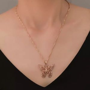 🎉 New Large Gold Plated Butterfly Necklace